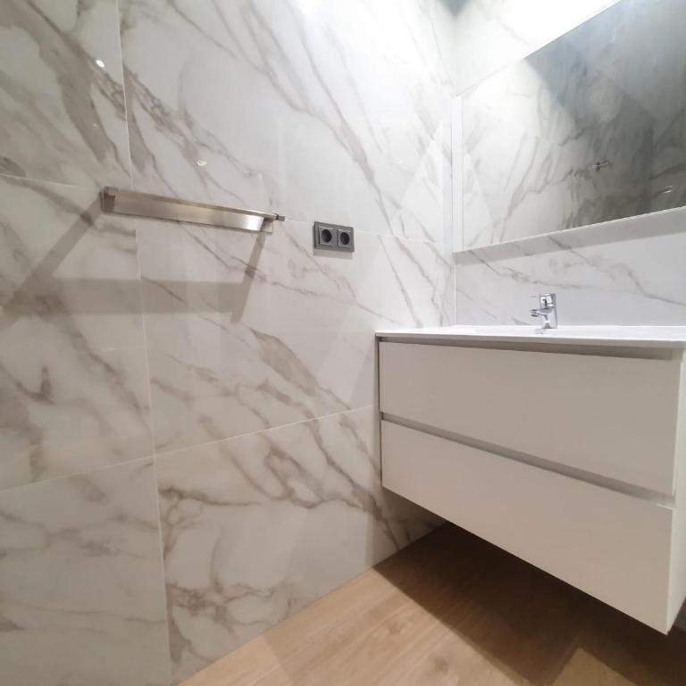 SALOU ,APARTAMENTO CON PISCINA y Wifi - Two-Bedroom Apartment - 43