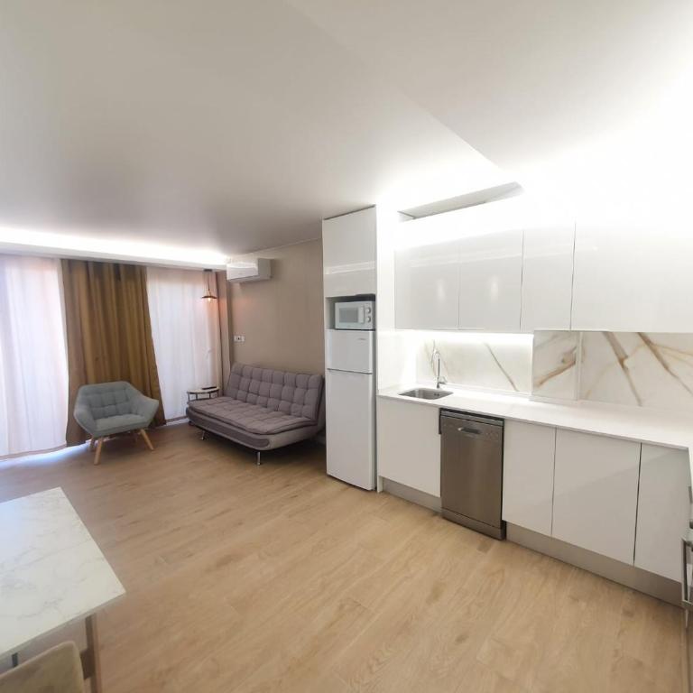 SALOU ,APARTAMENTO CON PISCINA y Wifi - Two-Bedroom Apartment - 15