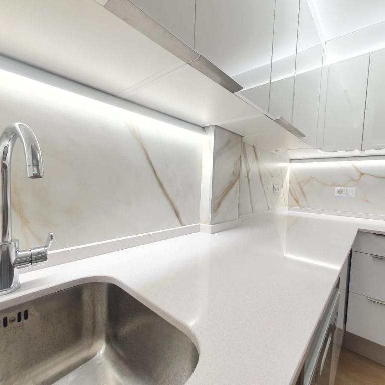 SALOU ,APARTAMENTO CON PISCINA y Wifi - Two-Bedroom Apartment - 29