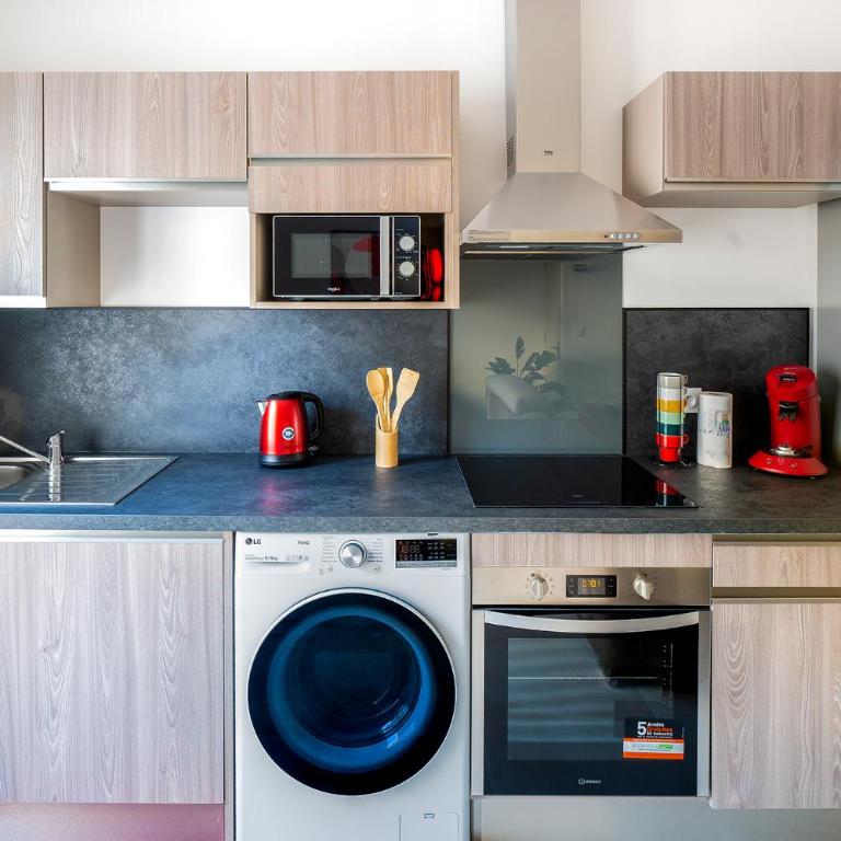 Superbe appartement à 2 pas des Halles, Climatisé, terrasse, garage - Appartement 1 Chambre - 5