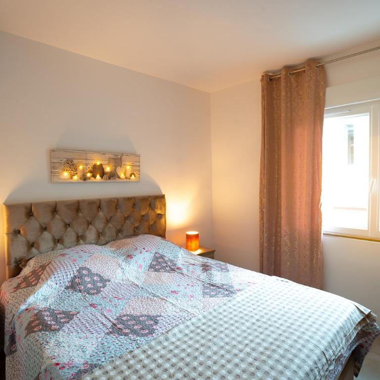 Superbe appartement à 2 pas des Halles, Climatisé, terrasse, garage - Appartement 1 Chambre - 16