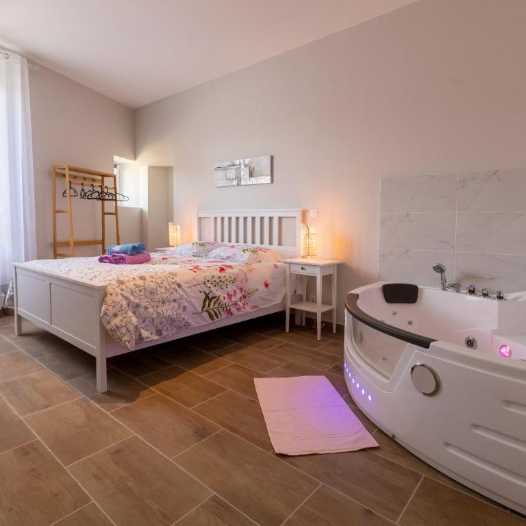LOC TROTTEUR LE CACAO - Balnéo, Gare Lourdes - Apartment mit 2 Schlafzimmern - 5