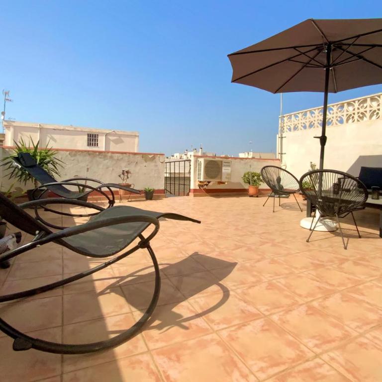 Stunning Apartment In Torrevieja - Apartamento de 3 dormitorios - 11