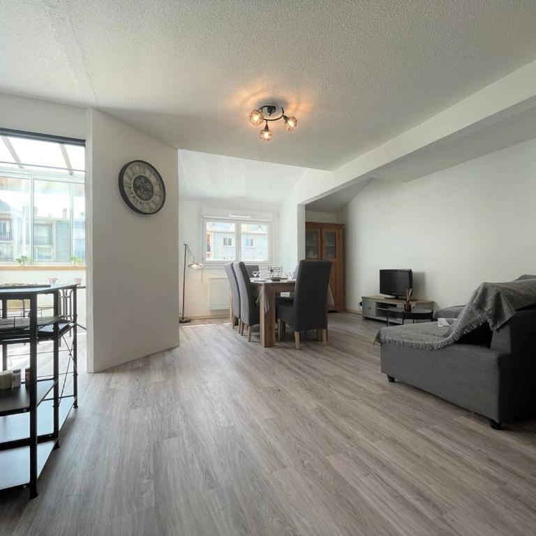 Duplex 3 pièces rénové avec loggia et garage, cœur de Briançon, proche télécabine, 4-6 couchages - FR-1-330C-130 - Appartement - 14