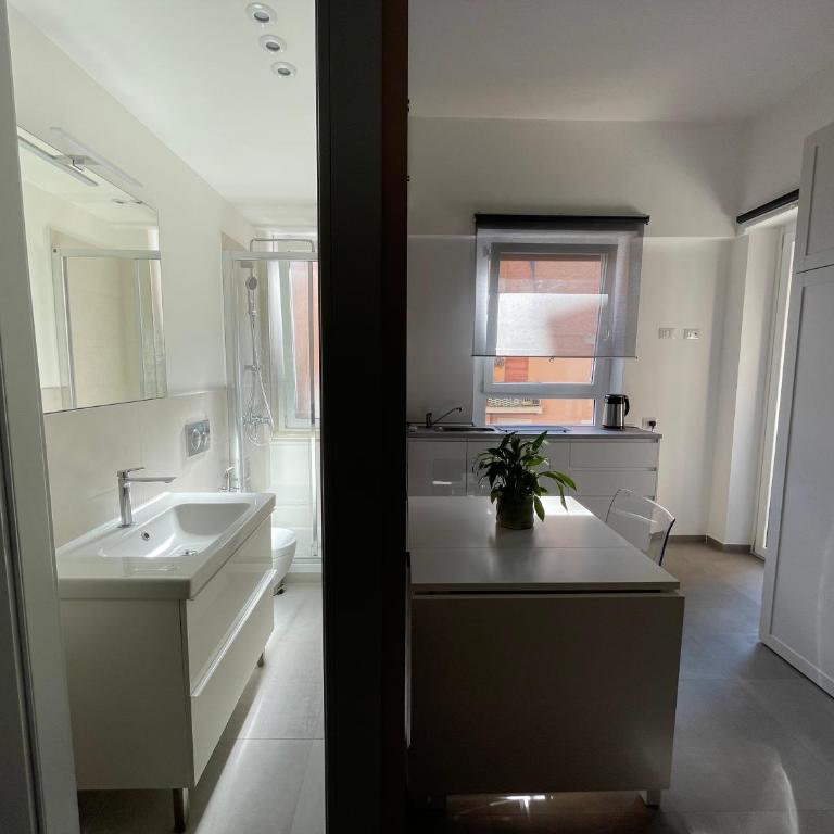 Casa Marconi - Single Room with Private Bathroom - 4