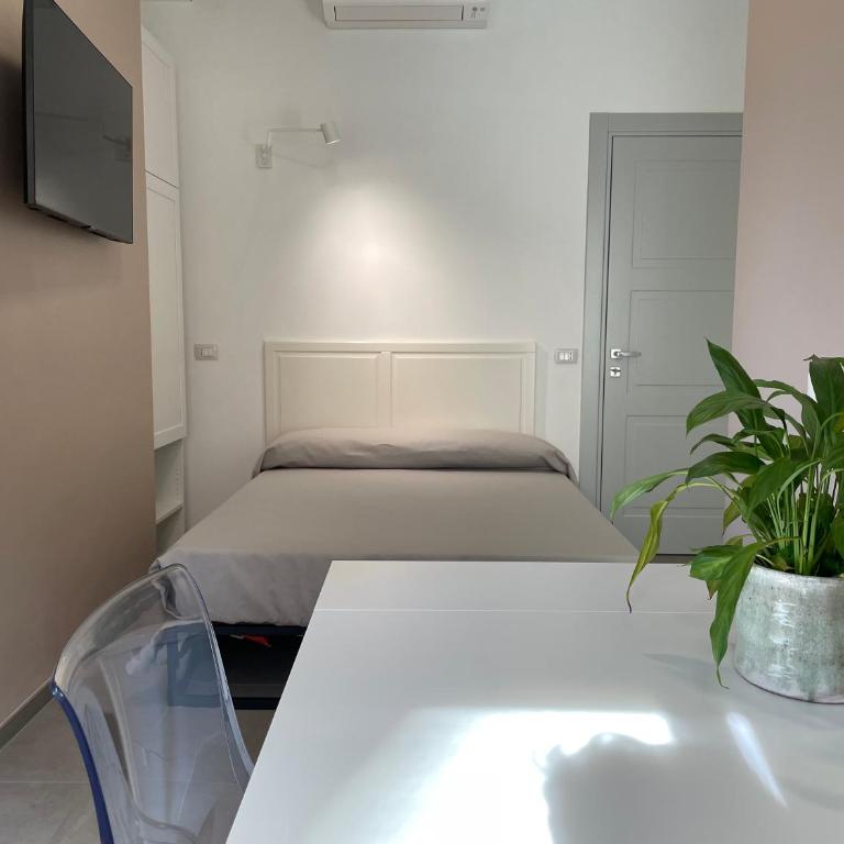 Casa Marconi - Single Room with Private Bathroom - 2