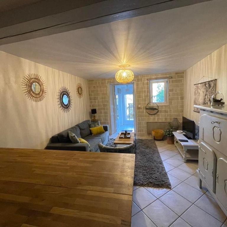 Le Patio, coeur de ville avec garage et jardin - Appartement 1 Chambre - 23