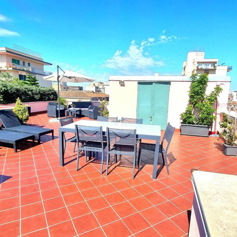 MAJORANA PALACE - Three-Bedroom Apartment - 2