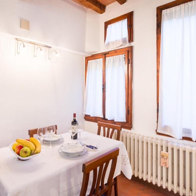 Laura Holiday House - One-Bedroom Apartment - 5