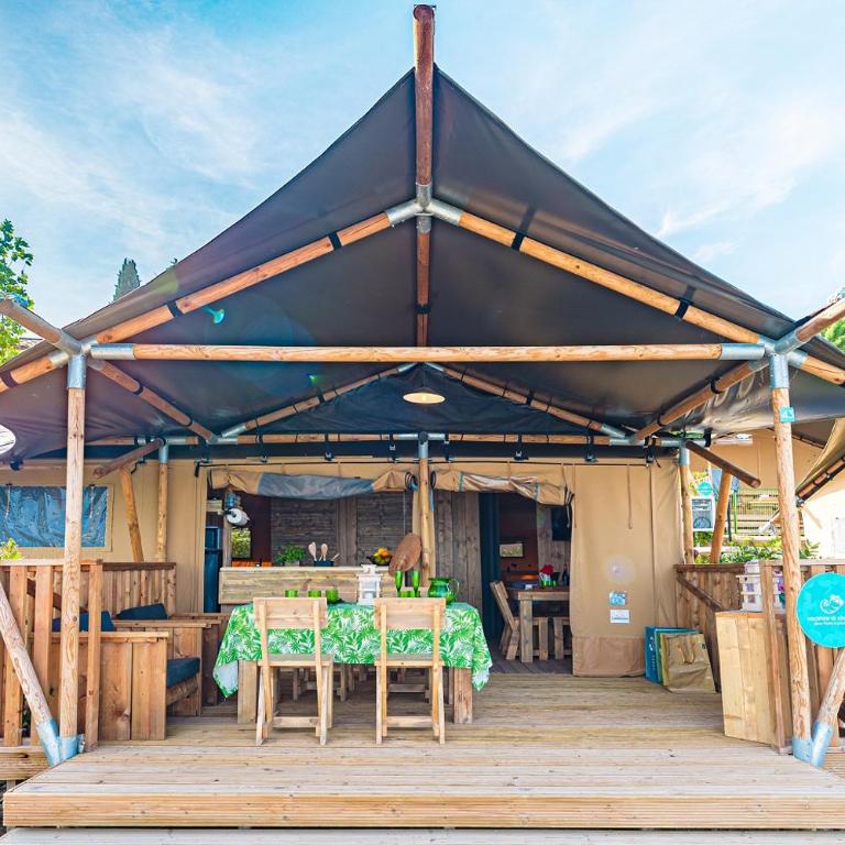 Village & Glamping Riva Blu - Deluxe Zelt mit Seeblick - 4