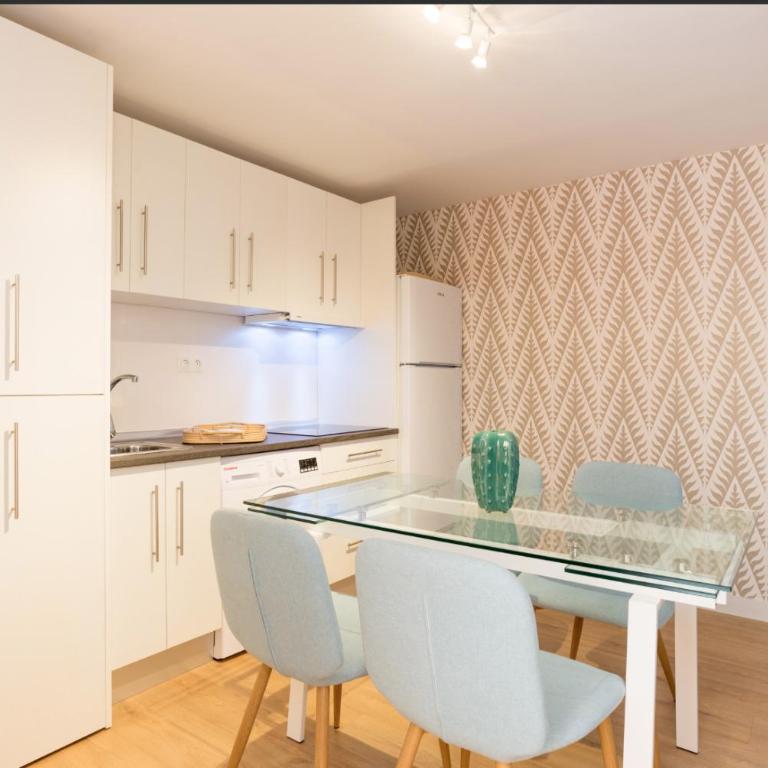 Merced10 3E - Two-Bedroom Apartment - 12