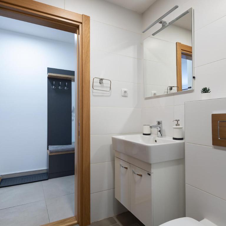 Queen Apartman Zlatibor - One-Bedroom Apartment - 17