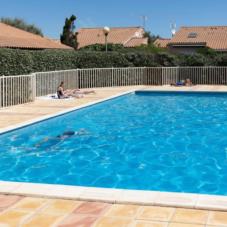 Gruissanne - Maison avec piscine, à 150m de la plage - Maison 1 Chambre - 3