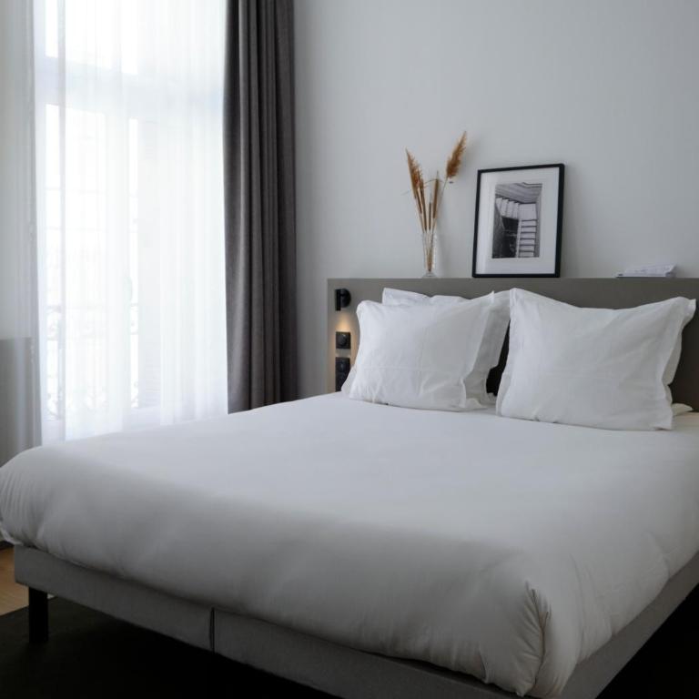 Maison Juste - Chambre Lit King-Size - 11