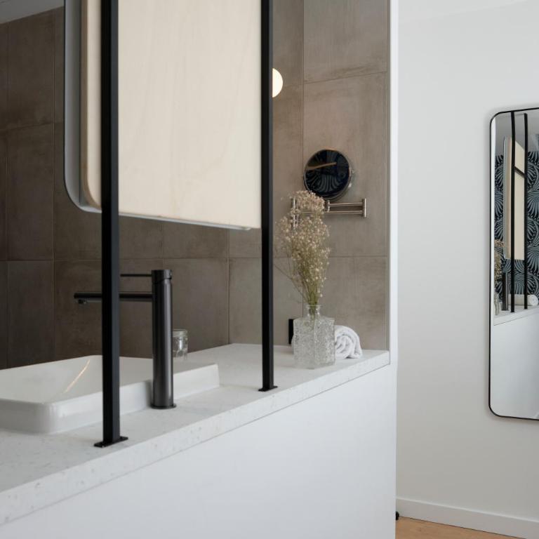 Maison Juste - Chambre Lit King-Size Supérieure - 13