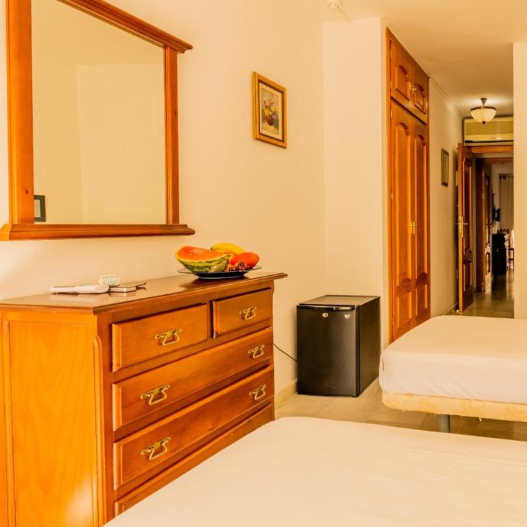 Hotel La Morena - Habitación Doble Deluxe con balcón - 5
