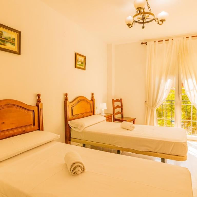 Hotel La Morena - Habitación Doble Deluxe con balcón - 7