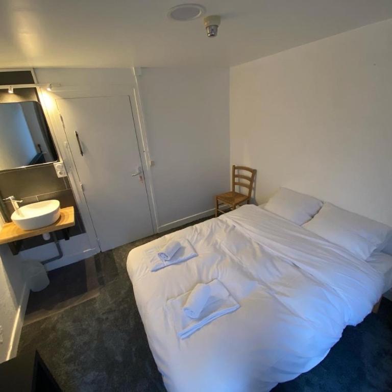 RestAuberge La Reine Meije - Chambre Double - Vue sur Parc - 4
