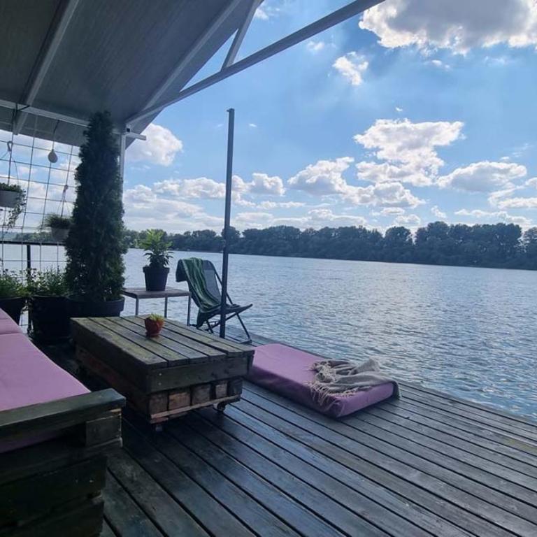 Splav na dan Waterhouse - Kuća sa 1 Spavaćom Sobom - 42