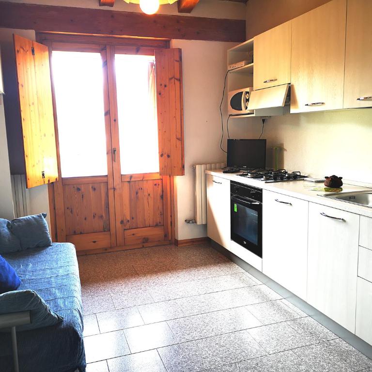 Giò Appartamenti Vacanze - Appartamento con 1 Camera da Letto, Balcone e Vista Montagna - 11