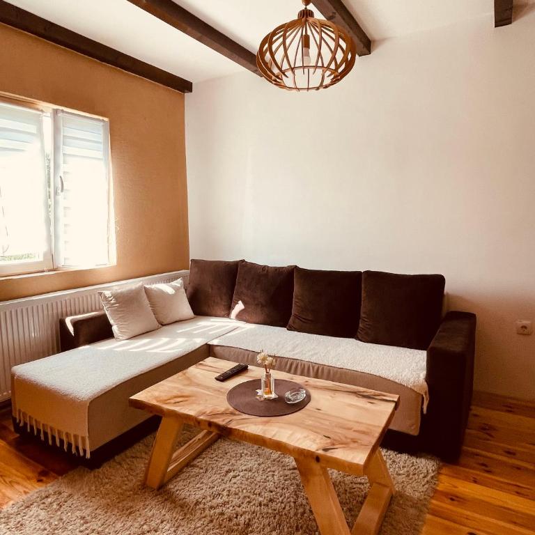 Apartments Radović - Apartman sa Pogledom na Planinu - 8