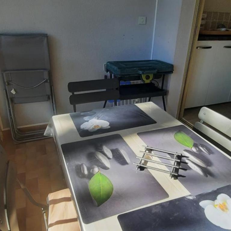 Appartement avec piscine à 600 m de la plage Le Vallon du Roy - Studio avec Terrasse - 27