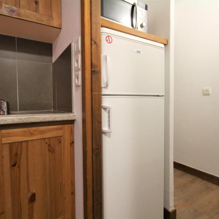 Appartement rénové proche centre, 2 chambres, 6 pers, balcon, casiers à skis - Apartment mit 2 Schlafzimmern - 3