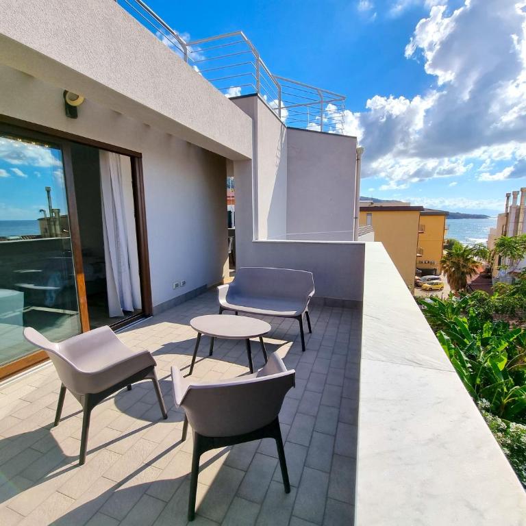 Royal Sea House - Appartamento Attico con Vista Mare - 26
