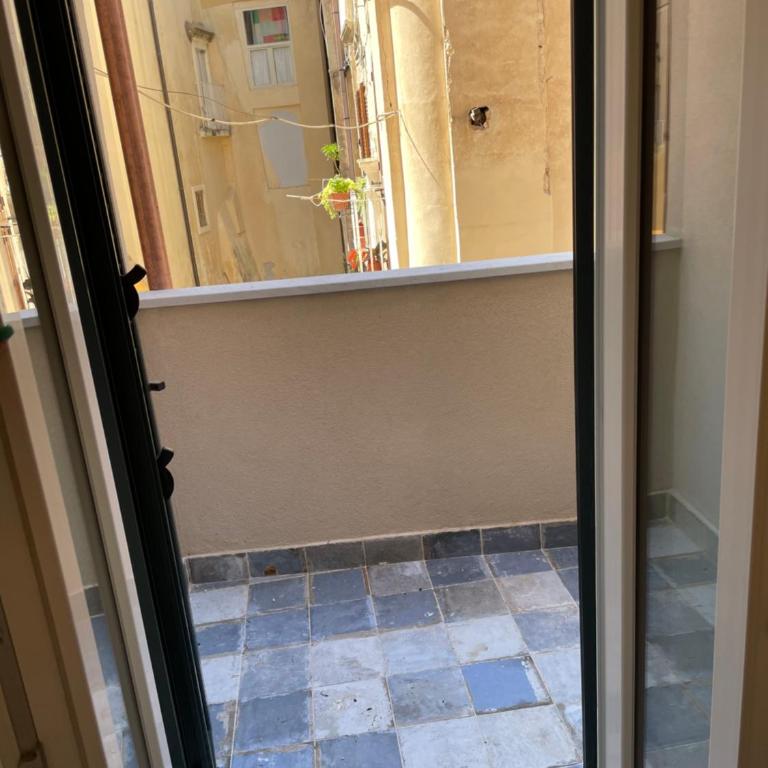 Palazzo Campisi rooms - Quadruple Room with Balcony - 17