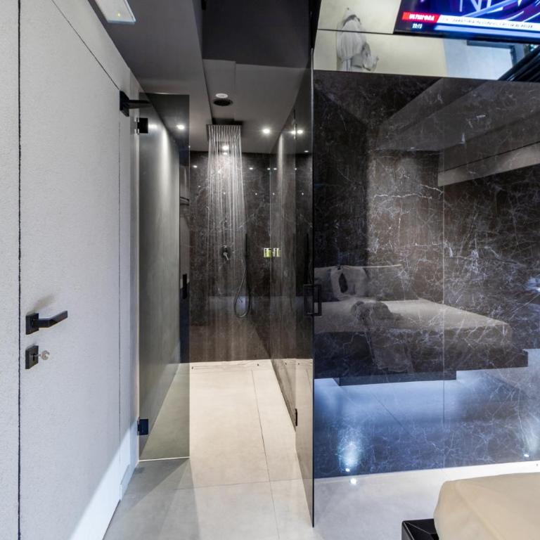 4 Suites " unconventional living rooms " - Deluxe Room without Jacuzzi - 6