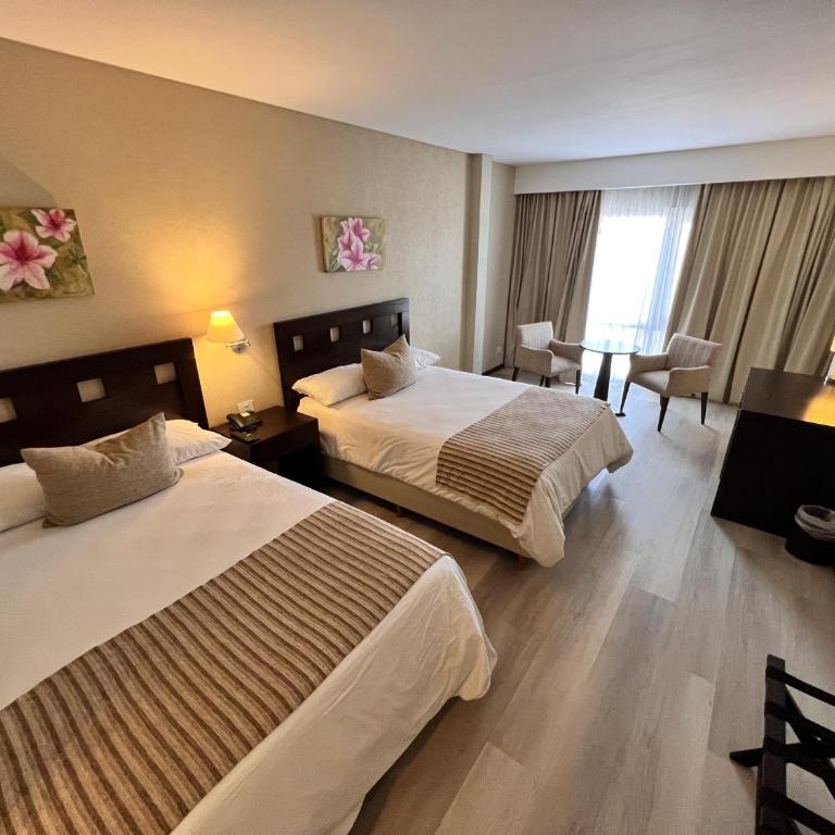 Howard Johnson Hotel & Resort Funes - Habitación Doble Superior - 2 camas - 4