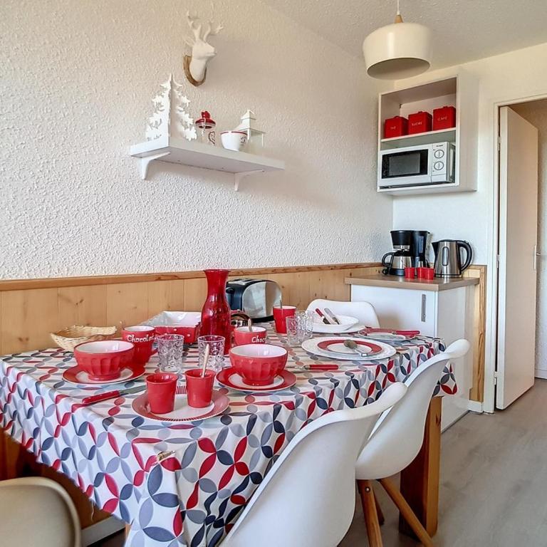Appartement rénové 4 pers · Balcon Sud · Proche pistes et commerces - FR-1-344-1112 - Apartamento - 5