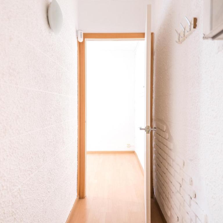 Homenfun Barcelona Gracia - One-Bedroom Apartment - 7
