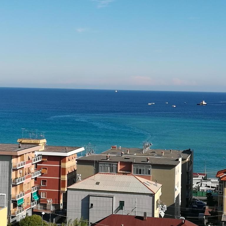 Al Mare - One-Bedroom Apartment - 12