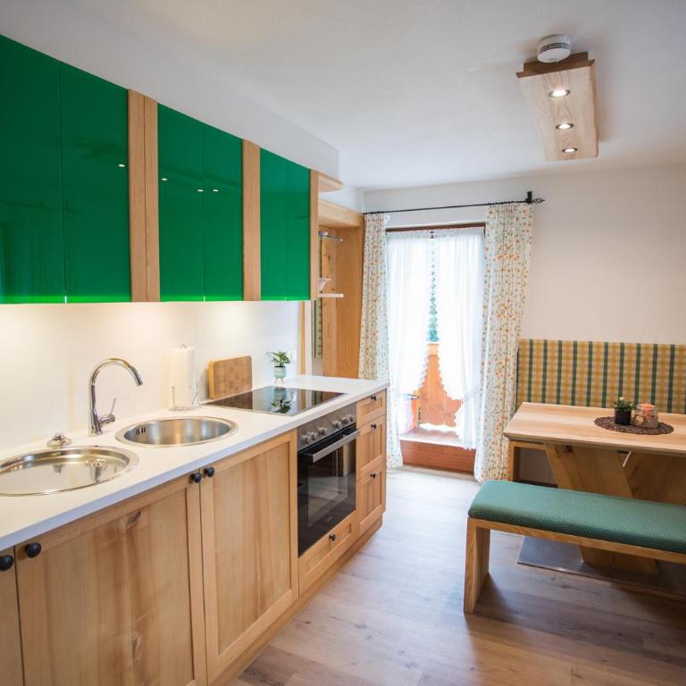 Gästehaus Göllblick - Apartment mit 2 Schlafzimmern und Balkon - 1