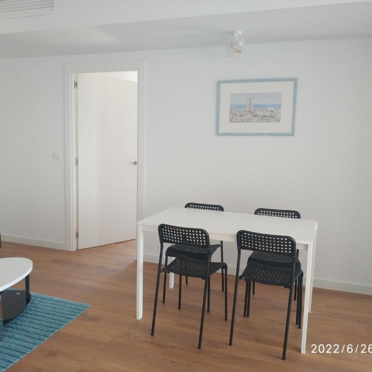 Bonito apartamento con piscina cerca de la playa. - Apartamento de 2 dormitorios - 10