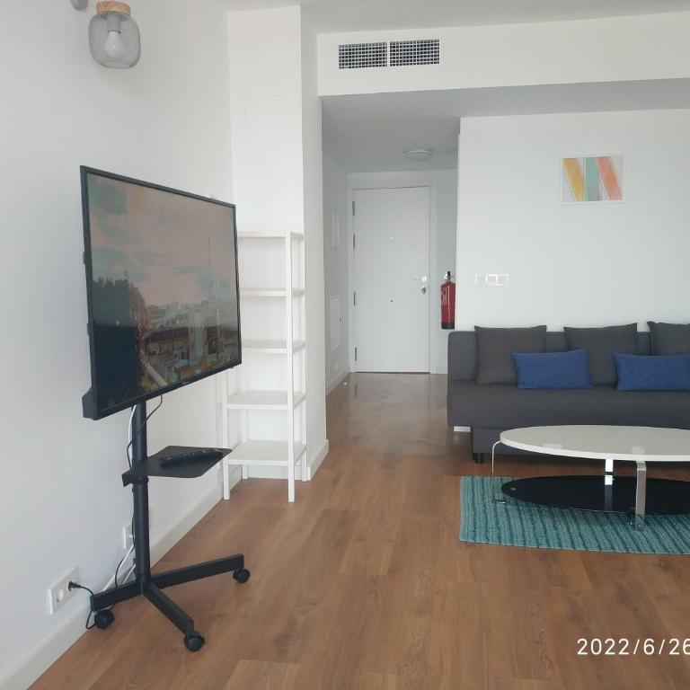 Bonito apartamento con piscina cerca de la playa. - Apartamento de 2 dormitorios - 9