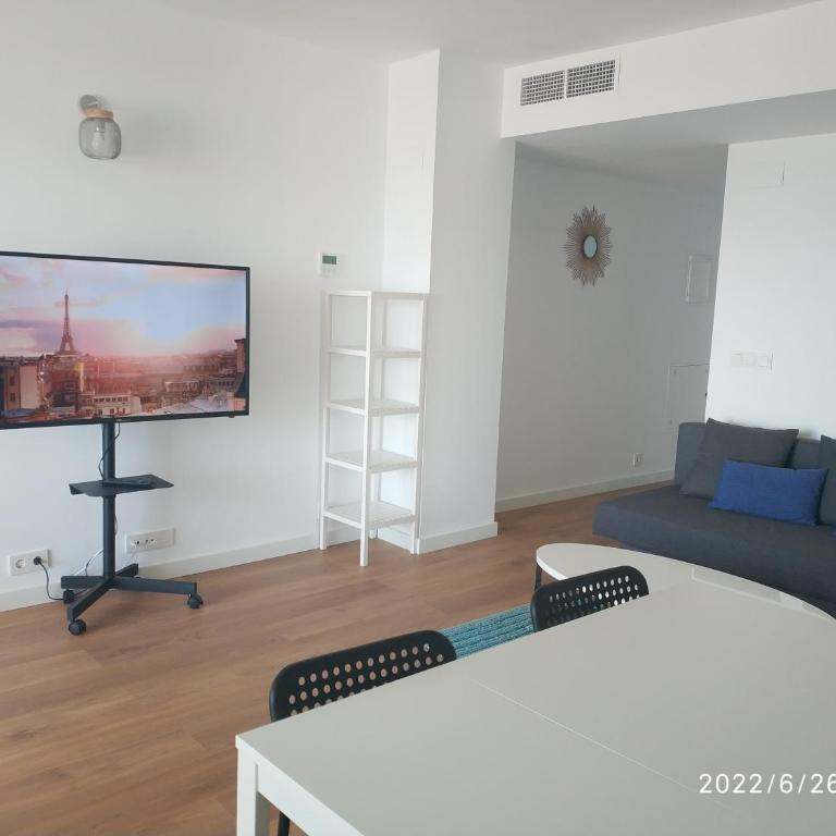 Bonito apartamento con piscina cerca de la playa. - Apartamento de 2 dormitorios - 8