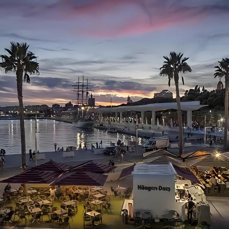 Teatro Suites Málaga - Apartamento Deluxe con balcón - 28