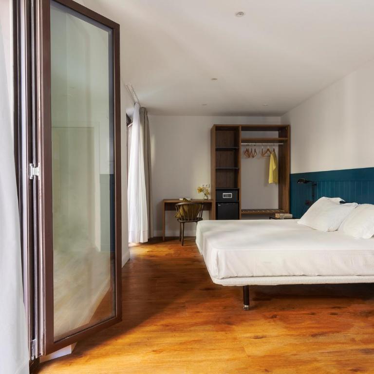 Som Nit Port Vell - Twin Room - 19