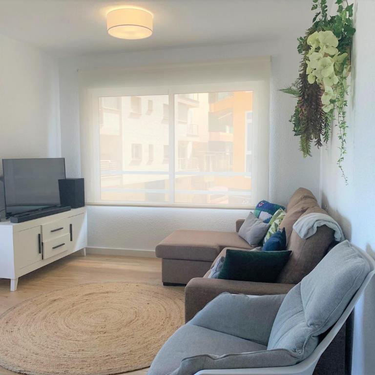 MARINA SUNBEACH PURISIMA 1 - Three-Bedroom Apartment - 8