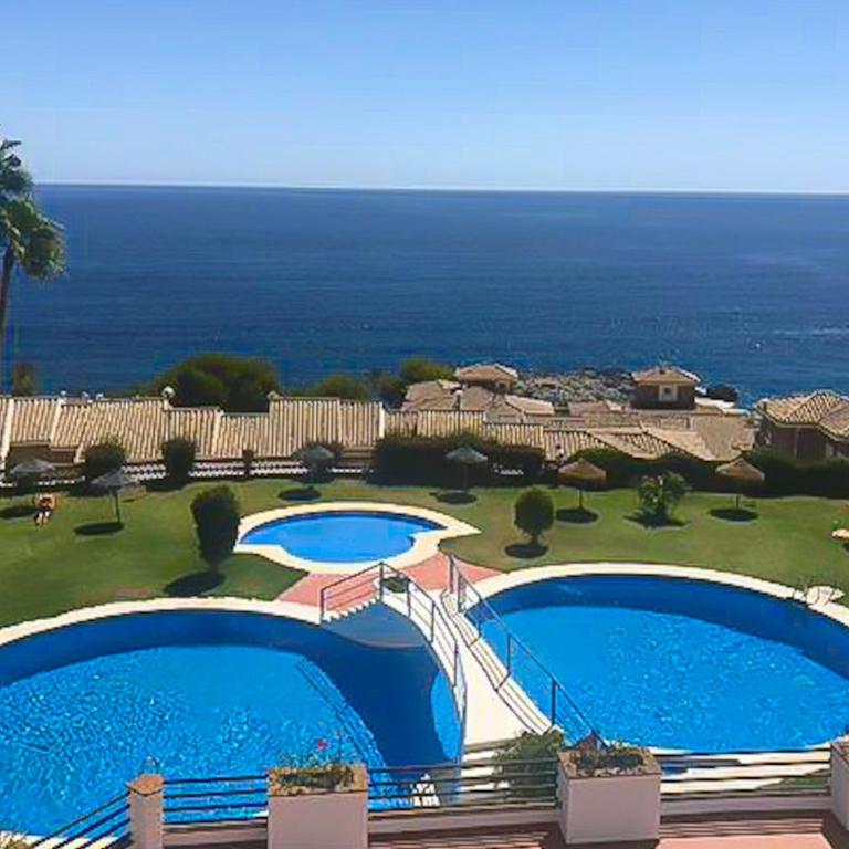 Blue Marine Gardens I with Pool - Two-Bedroom Apartment - 21