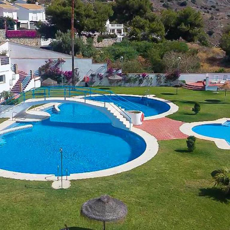 Blue Marine Gardens I with Pool - Two-Bedroom Apartment - 22