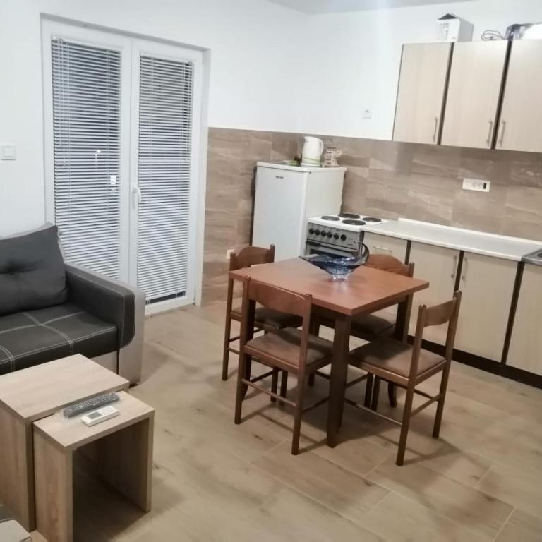 Perfect Place - Djenovici - One-Bedroom Apartment - 3