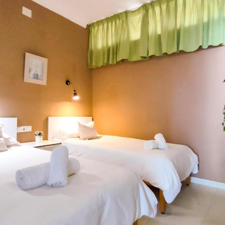 Beach Friendly Holiday Home - One-Bedroom House - 4