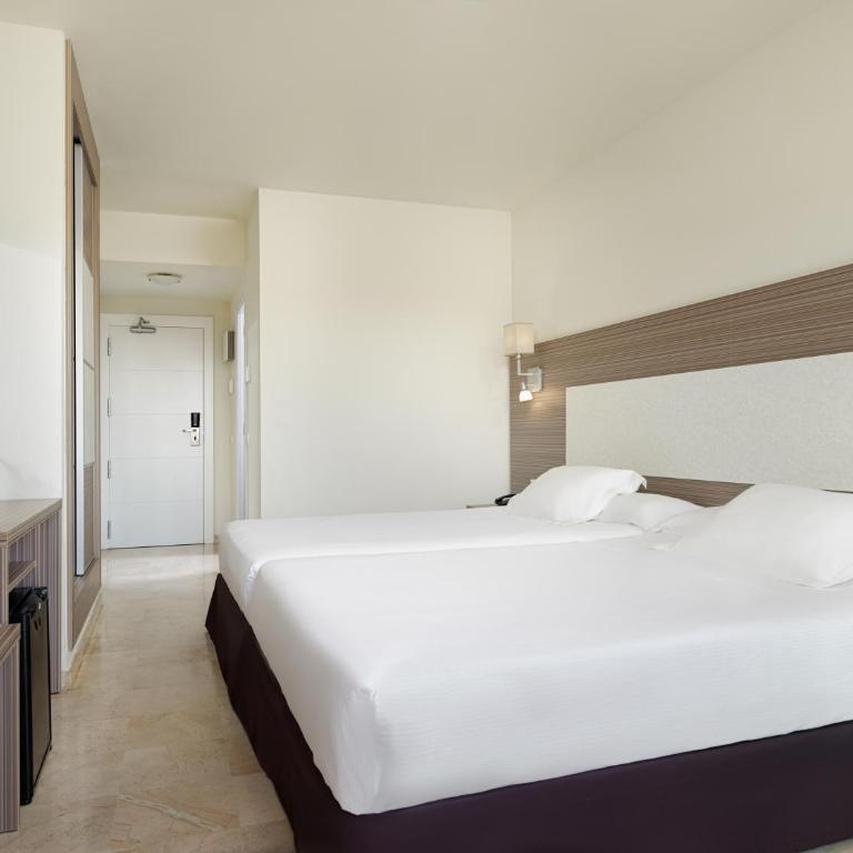 H10 Cambrils Playa - Habitación Familiar Económica (2 adultos + 2 niños de hasta 10 años) - 7