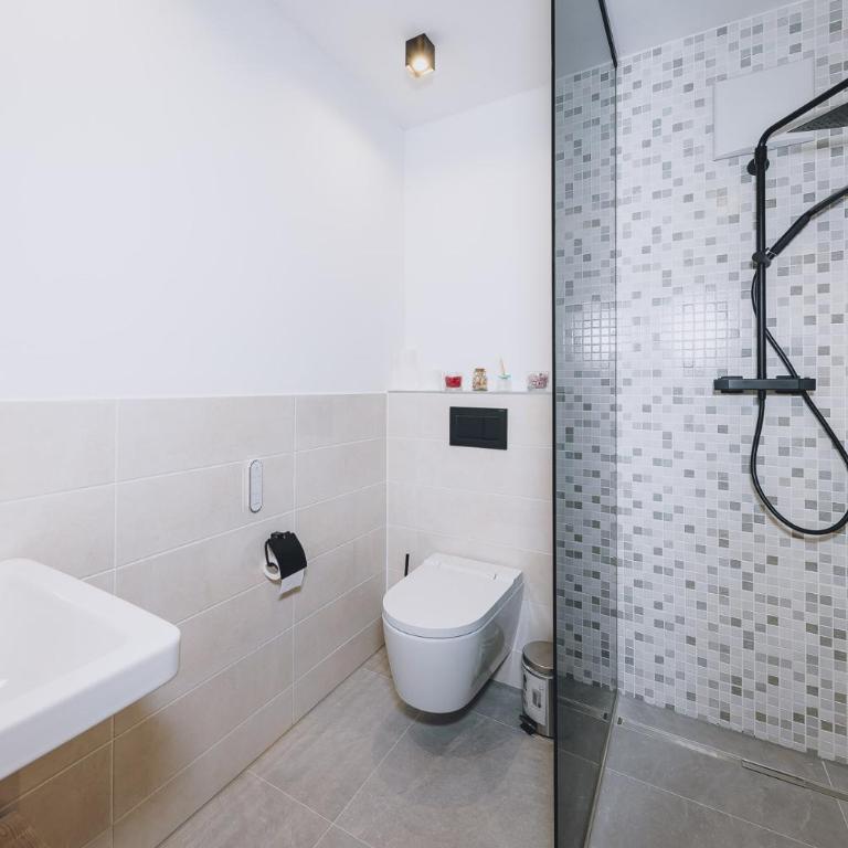 Premium Apartments Areit by we rent, SUMMERCARD INCLUDED - Apartment mit 3 Schlafzimmern - 41