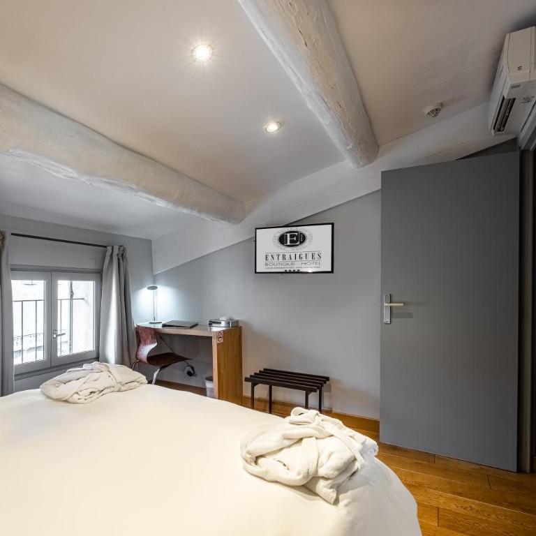Boutique Hôtel Entraigues - Chambre Double Confort - 2
