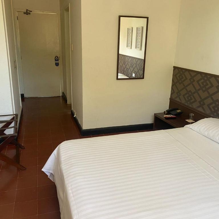 Hotel Gimaura - Double Room - 3