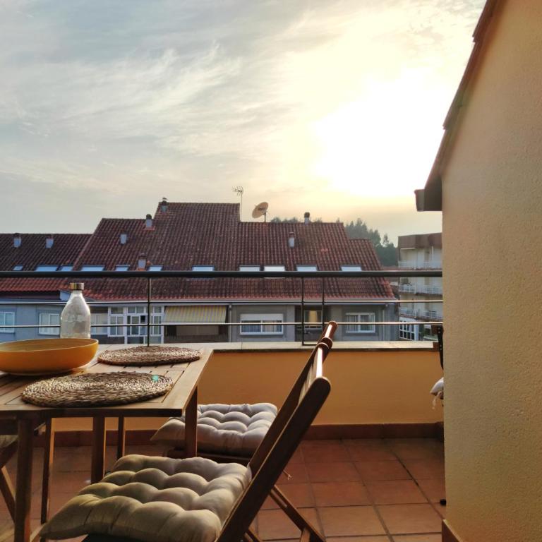Desconectaengalicia Ático Rocafort, 400m Playa Silgar - Apartamento de 2 dormitorios - 1